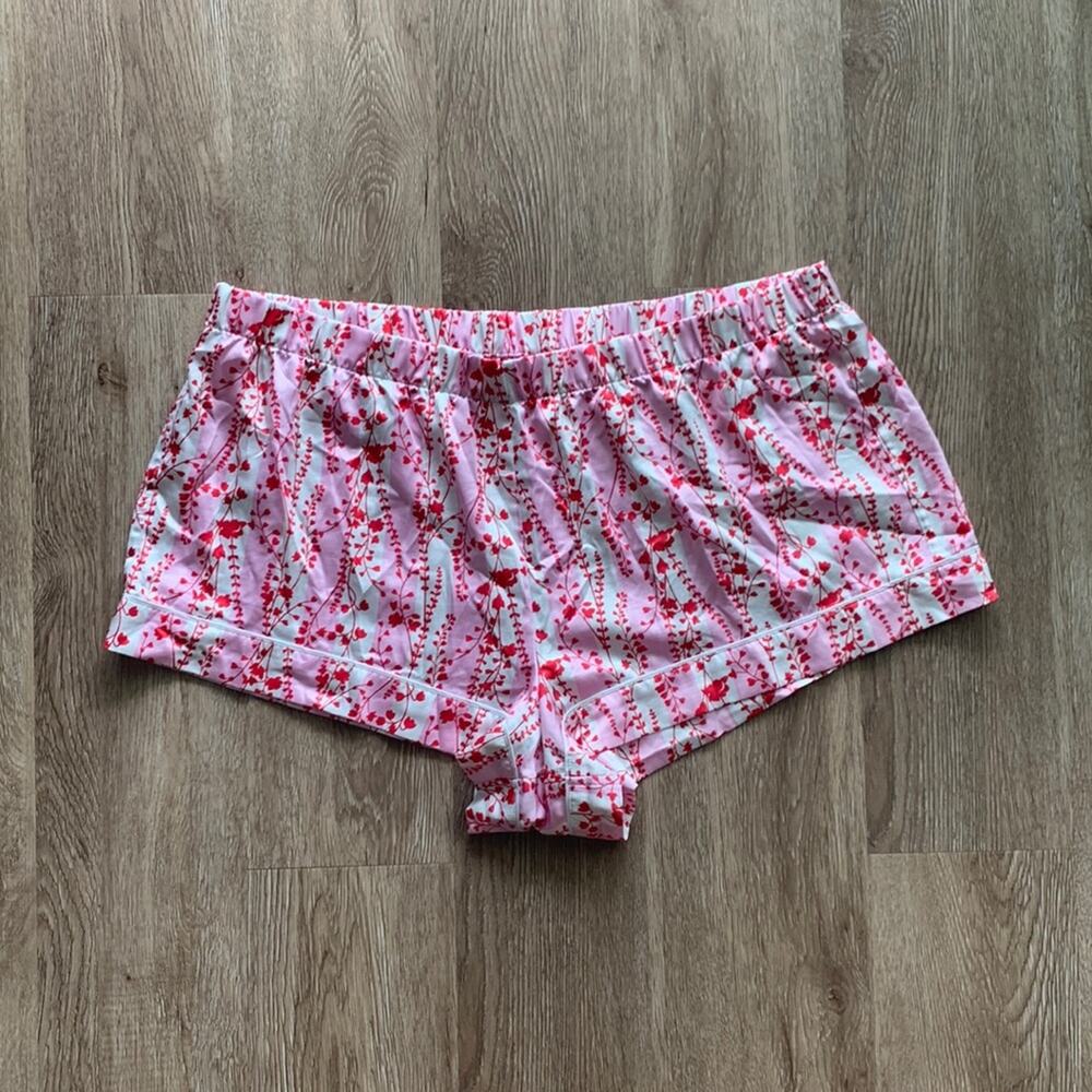 Victoria’s Secret Pajama Shorts Size XL Pink & White Striped Red Floral